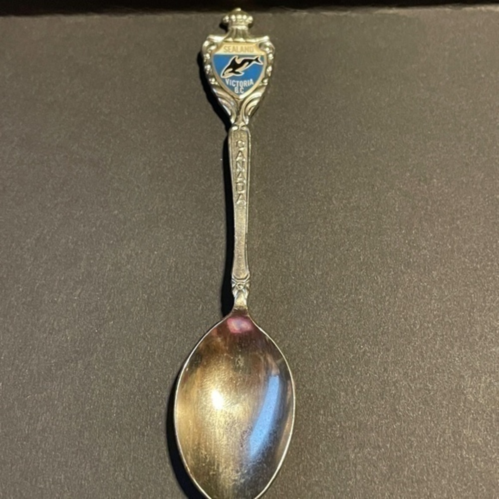 Vintage Collector Spoon Souvenir Sealand Victoria British Columbia Canada 4-1/2"